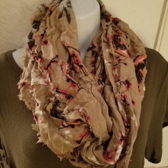 Accessories - Scarf